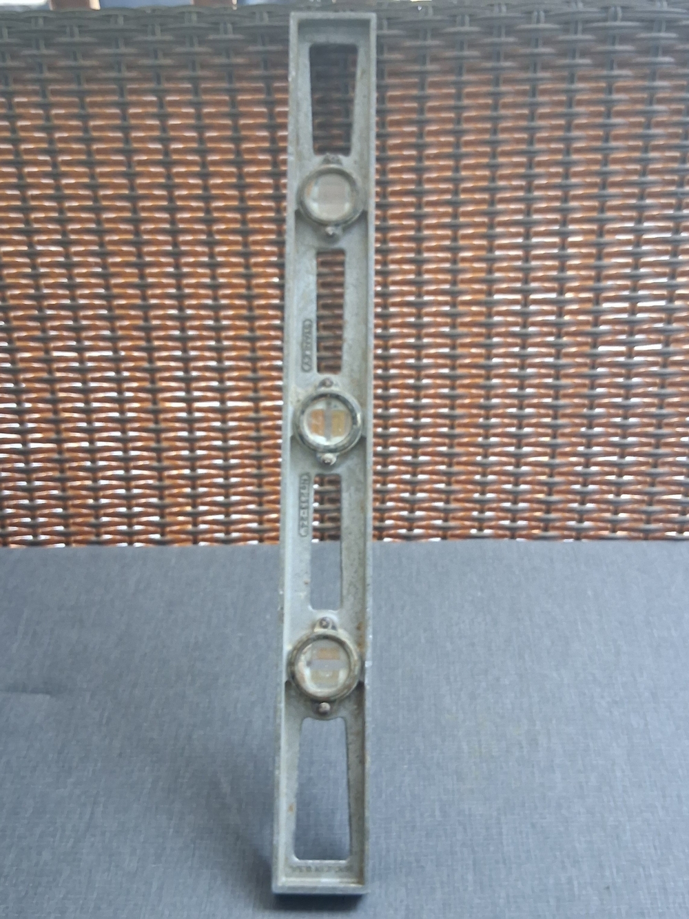 Vintage Stanley No. 233-24 Aluminum 24" Spirit Level - Picture 5 of 13